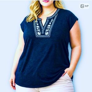 Talbots blue embroidered tee - large
